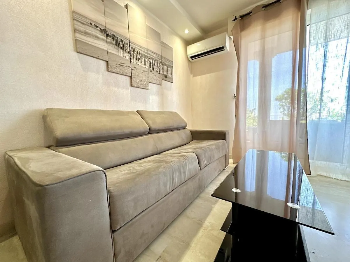 Apartment Charmant Studio, Piscine, Vue Mer Proche Monaco Cap-d'Ail