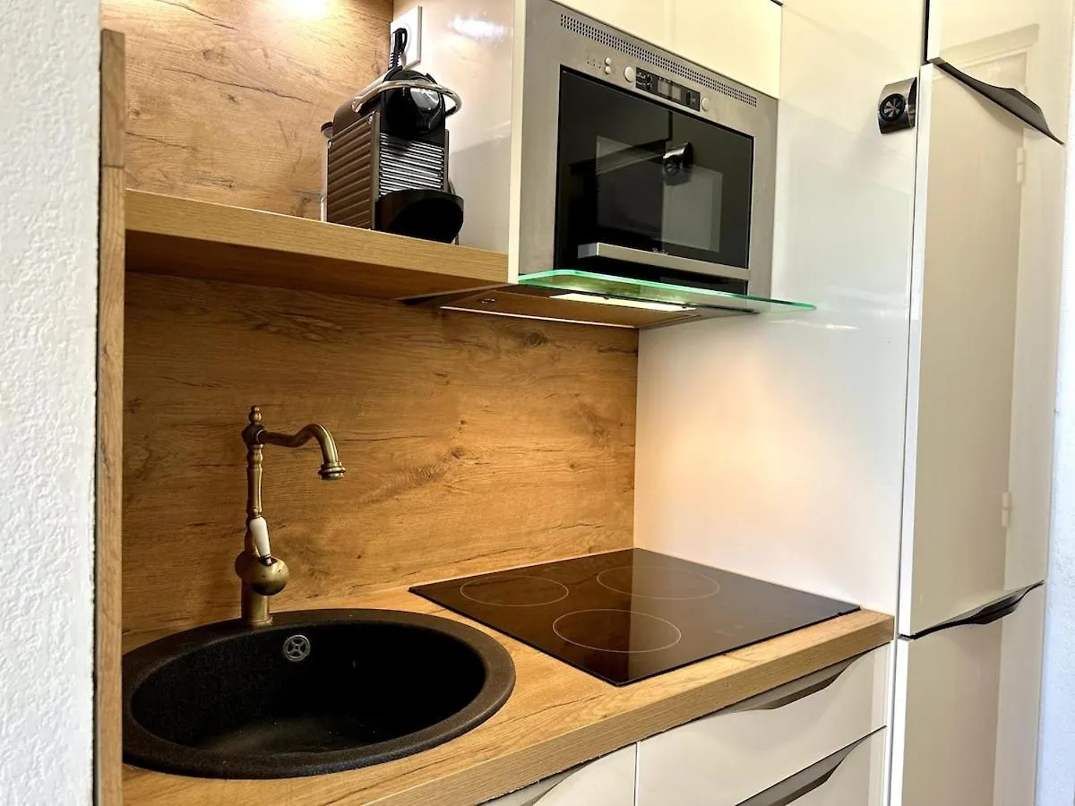 Charmant Studio, Piscine, Vue Mer Proche Monaco Cap-d'Ail Apartment